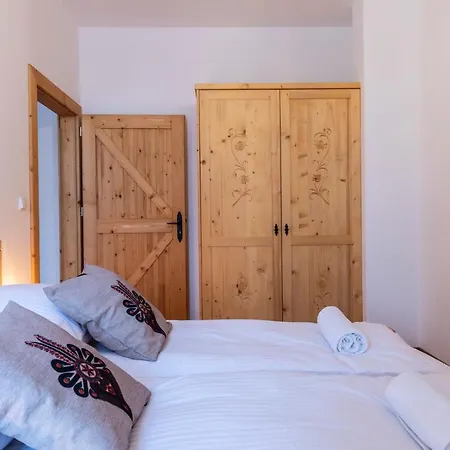 Udanypobyt Apartamenty Krzeptowki Potok Zakopane Exterior photo